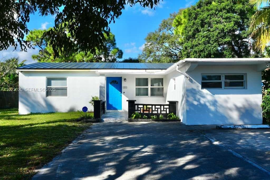 1213 NW 6th Ave #0 photo 1