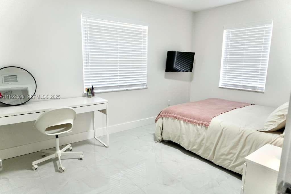 1213 NW 6th Ave #0 photo 18