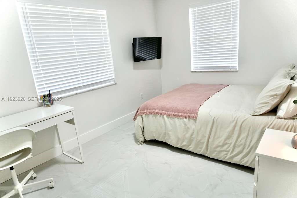 1213 NW 6th Ave #0 photo 15