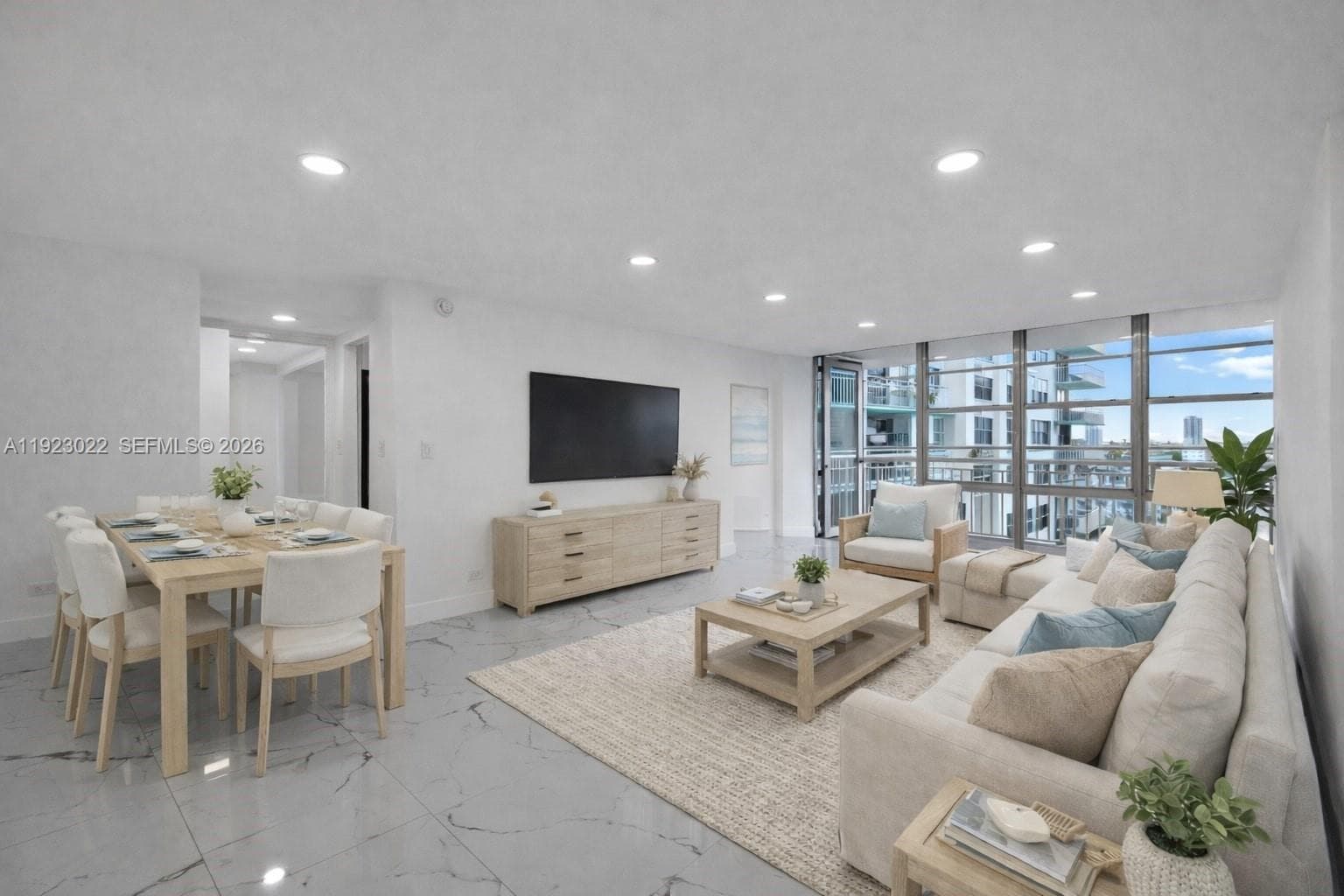 Winston Towers 500 · #820 in Sunny Isles Beach - Photo 2