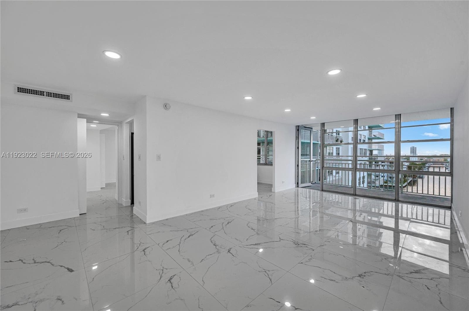 Winston Towers 500 · #820 in Sunny Isles Beach - Photo 3