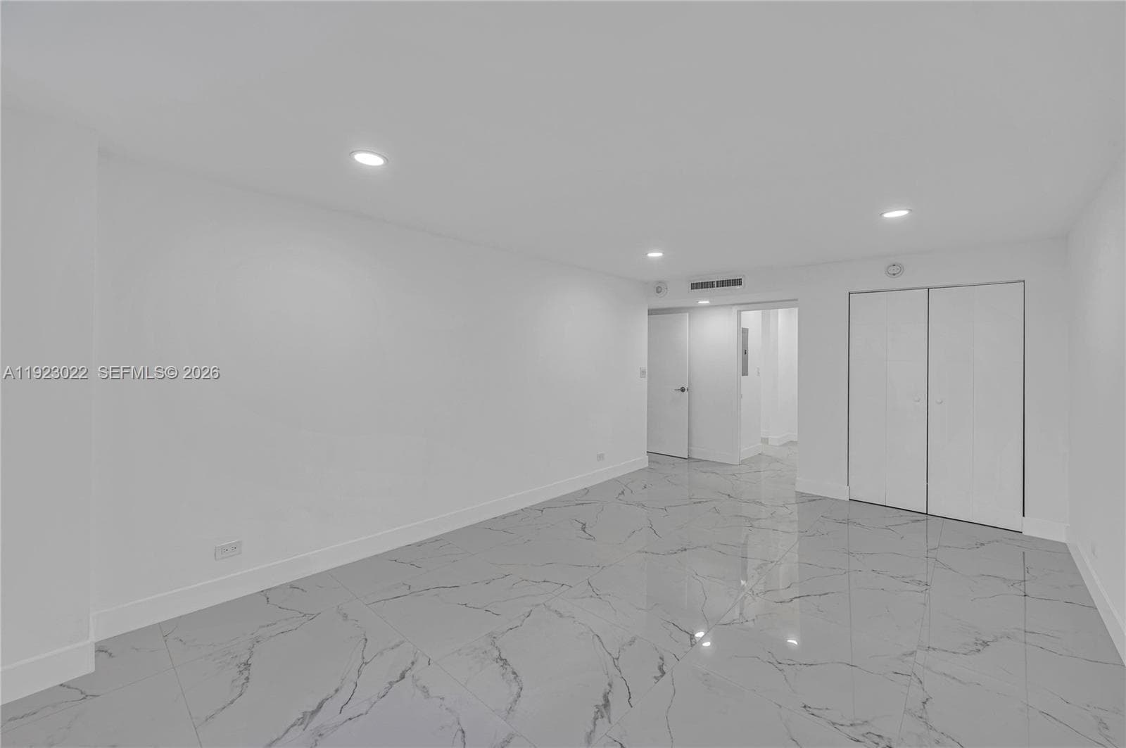 Winston Towers 500 · #820 in Sunny Isles Beach - Photo 8