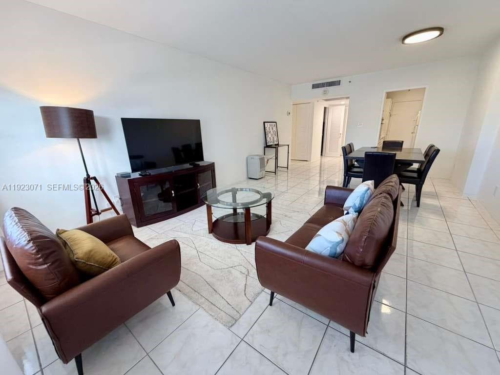 The Decoplage · #541 in Miami Beach - Photo 3