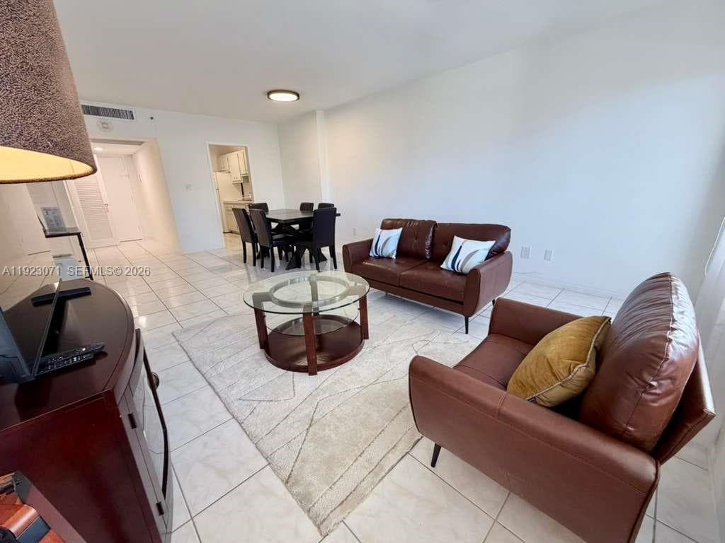 The Decoplage · #541 in Miami Beach - Photo 4