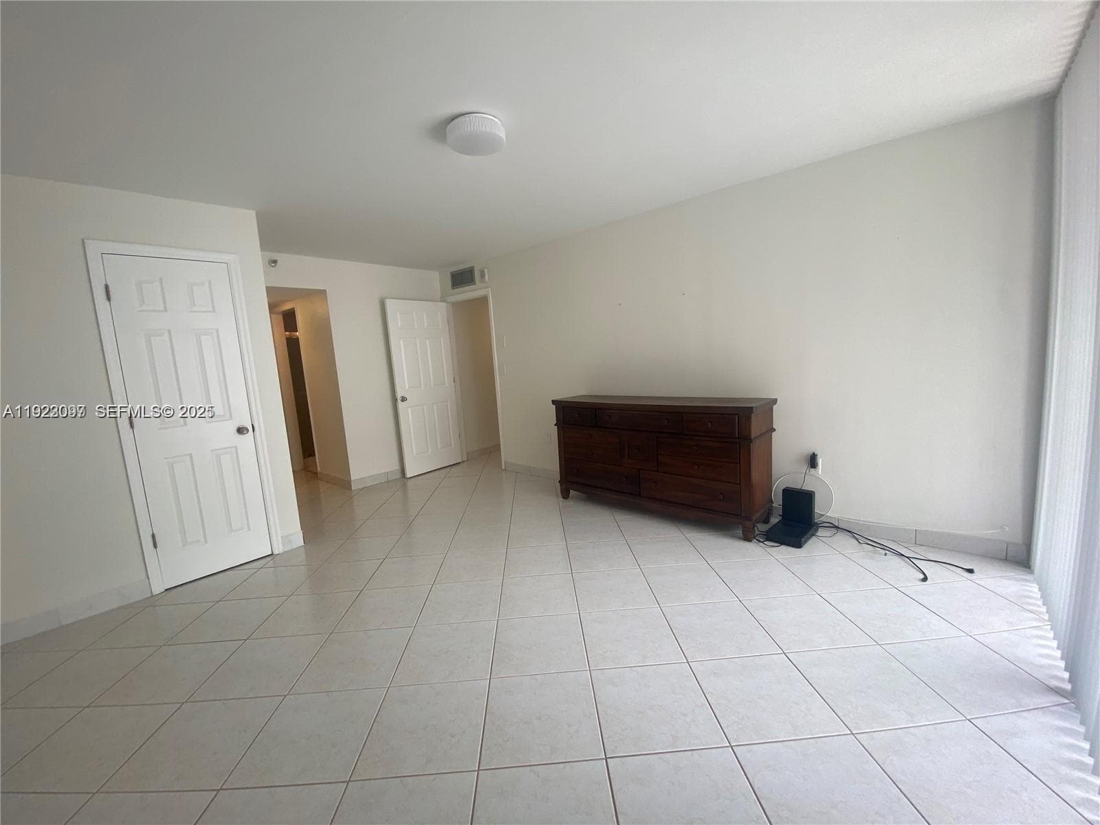 LE TRIANON CONDO · #17B in Miami Beach - Photo 17