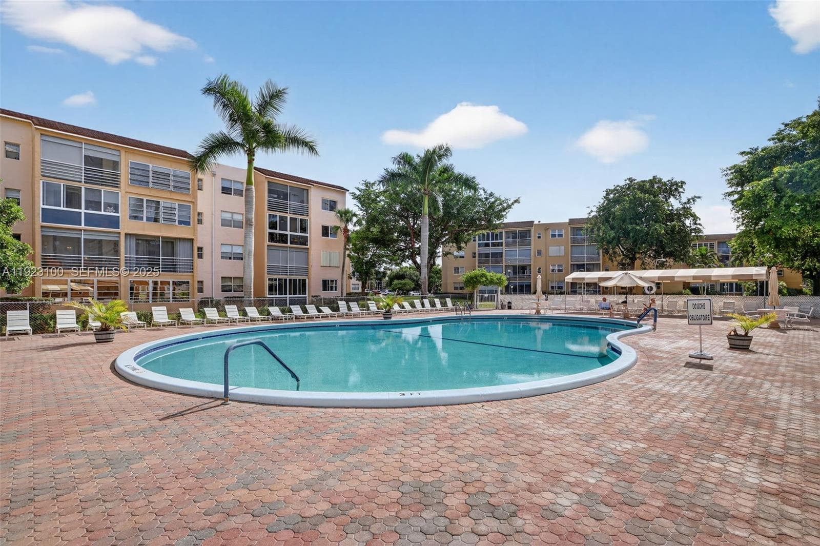 Somerset · #106 in Lauderdale Lakes - Photo 23