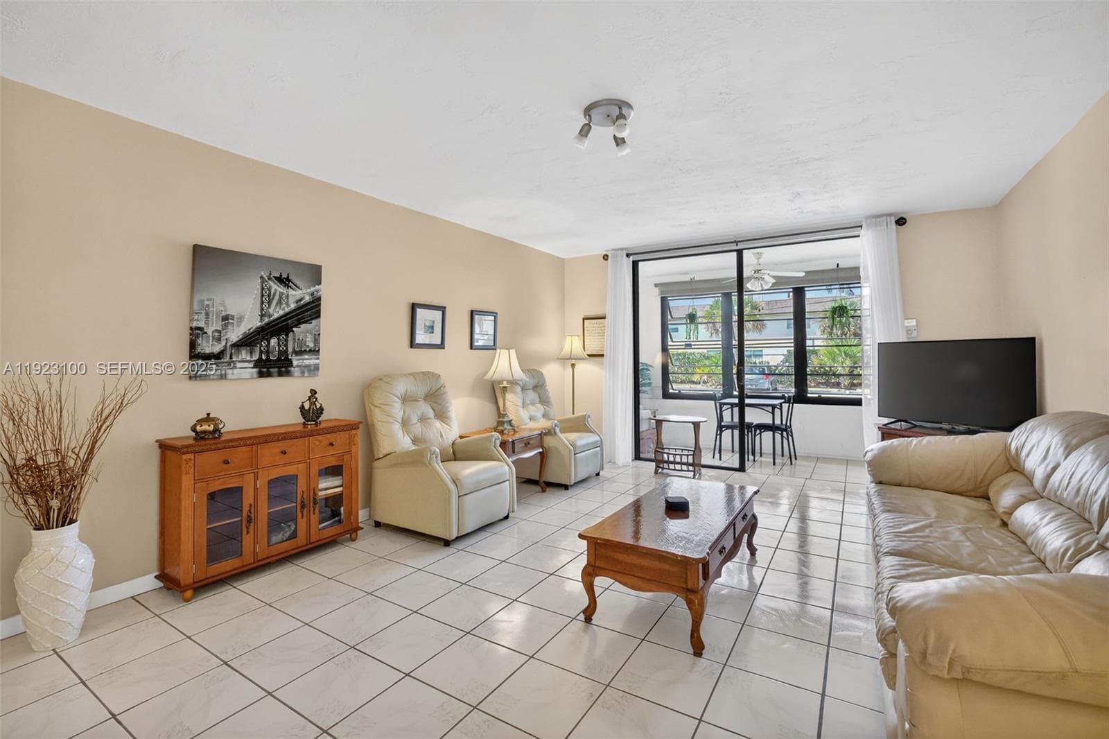 Somerset · #106 in Lauderdale Lakes - Photo 9