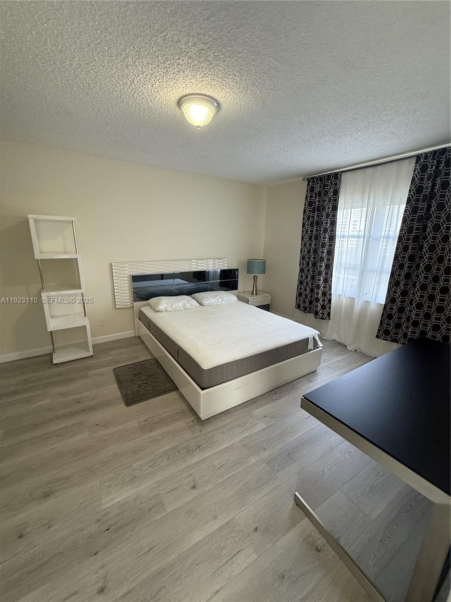 Fairways Riviera · #712 in Hallandale Beach - Photo 12