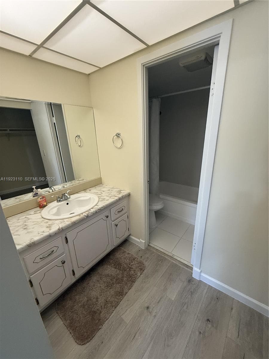 Fairways Riviera · #712 in Hallandale Beach - Photo 4