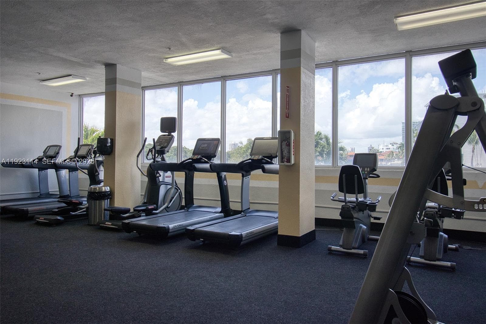 COASTAL TOWERS CONDO · #322 in Sunny Isles Beach - Photo 9