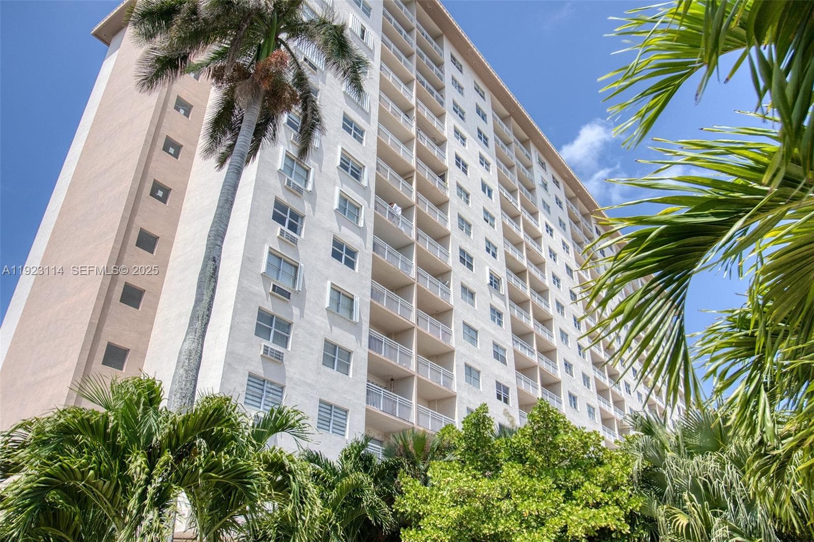 COASTAL TOWERS CONDO · #322 in Sunny Isles Beach - Photo 19