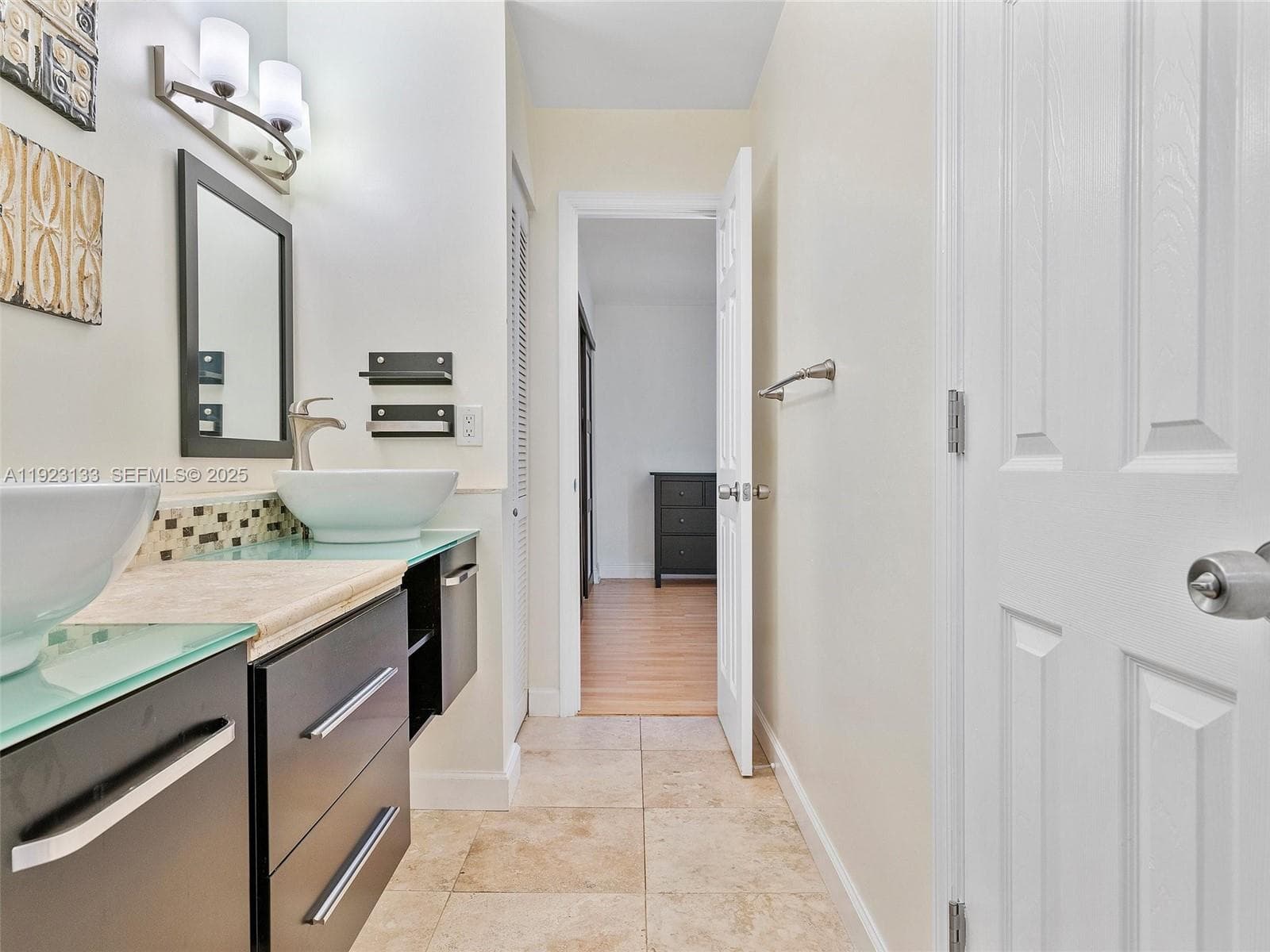 CORONA BAY TOWNHOUSES CON · #10 in Miami - Photo 43