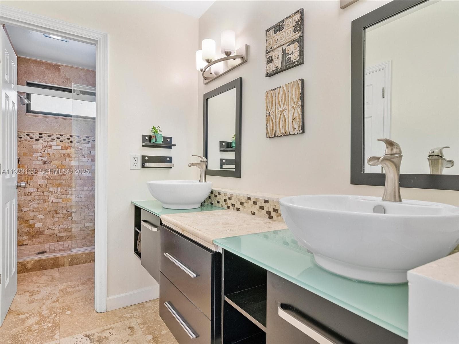 CORONA BAY TOWNHOUSES CON · #10 in Miami - Photo 22