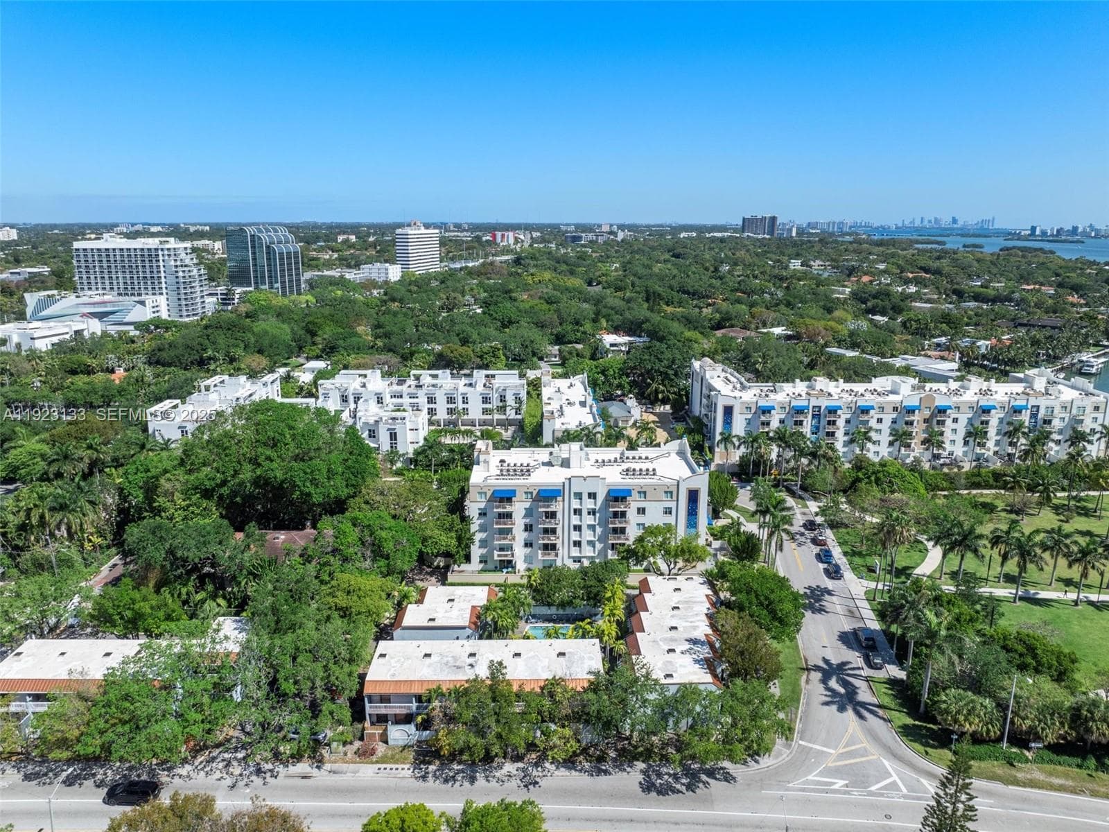 CORONA BAY TOWNHOUSES CON · #10 in Miami - Photo 7