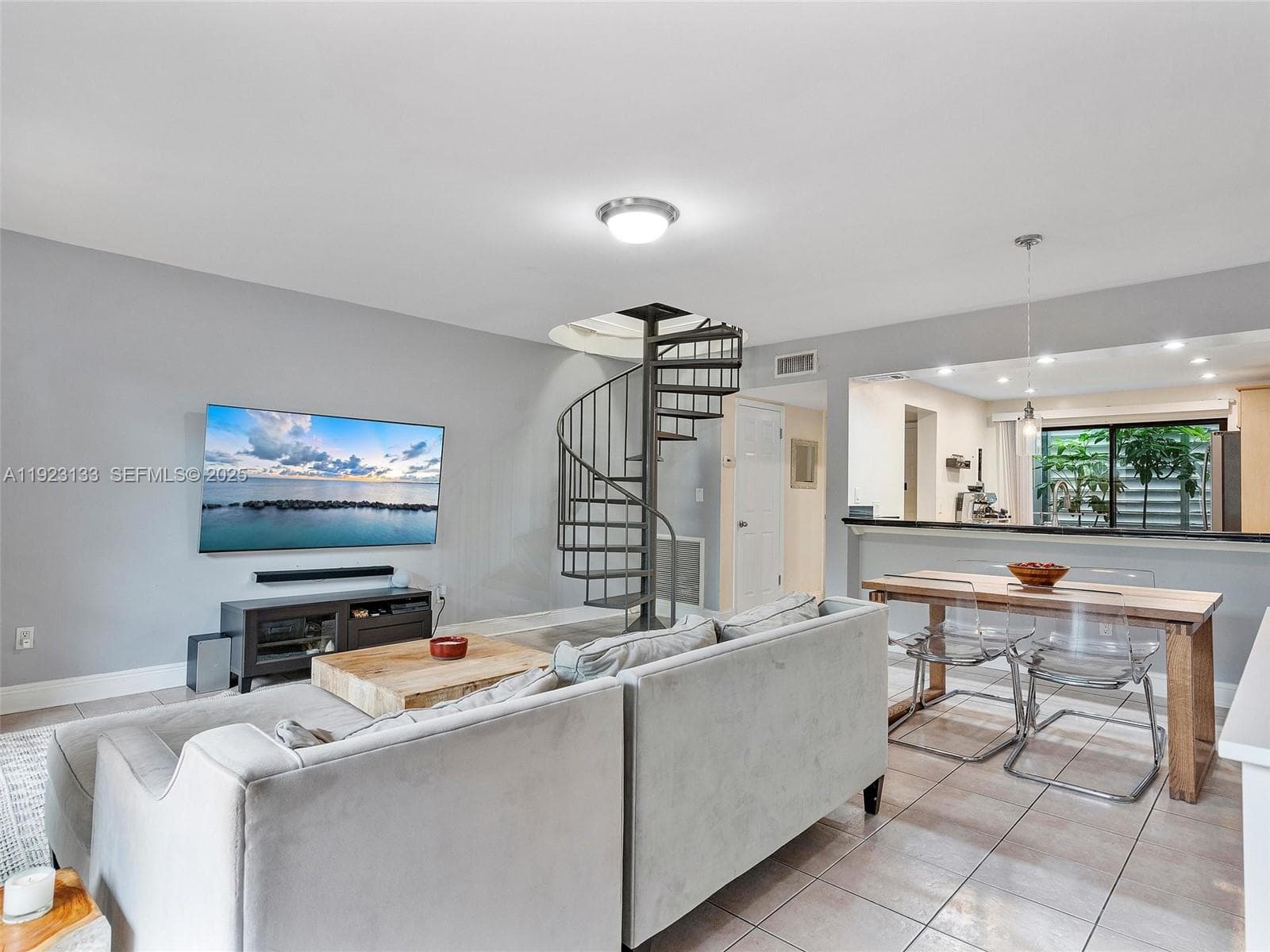 CORONA BAY TOWNHOUSES CON · #10 in Miami - Photo 32