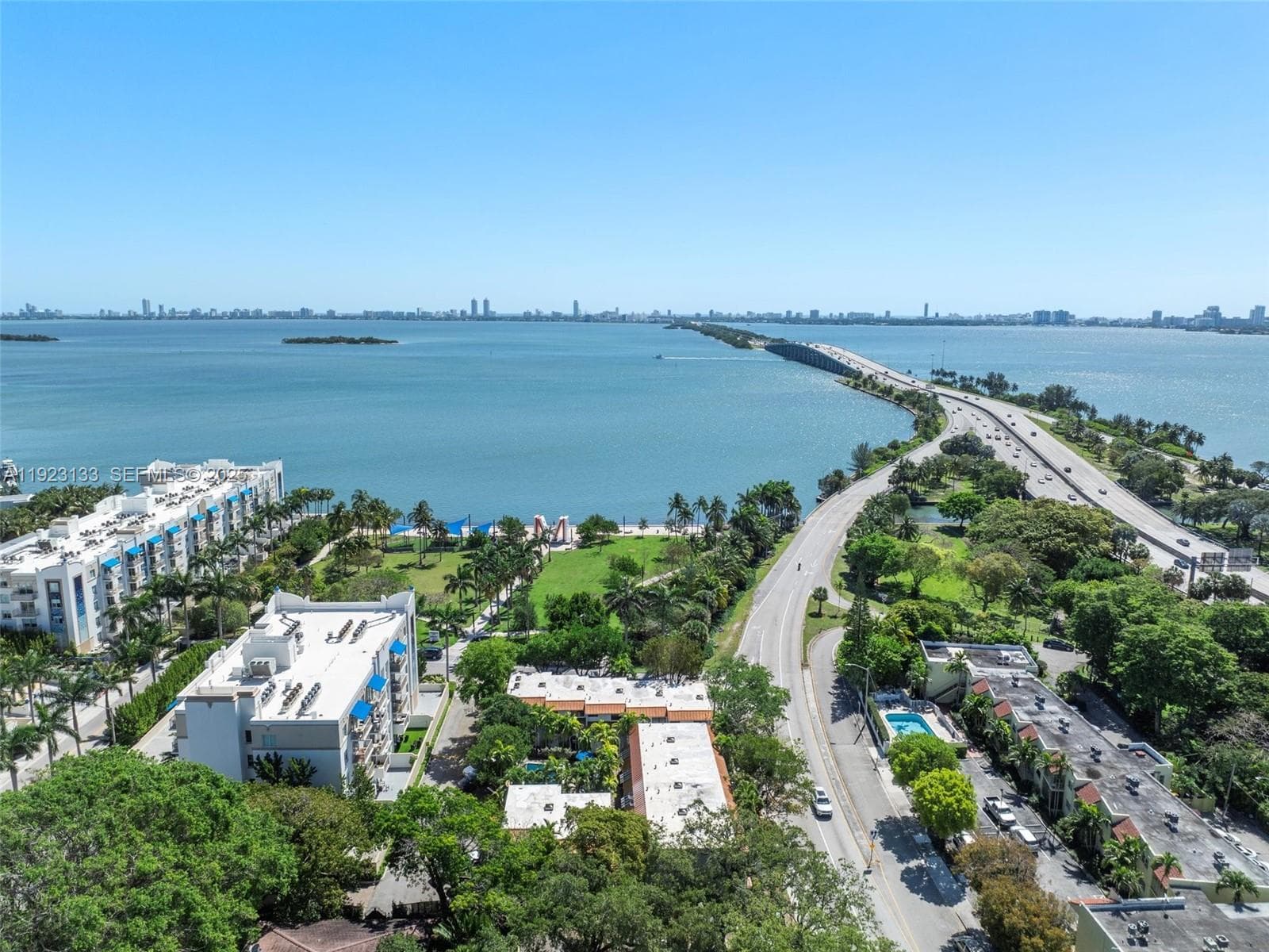CORONA BAY TOWNHOUSES CON · #10 in Miami - Photo 5