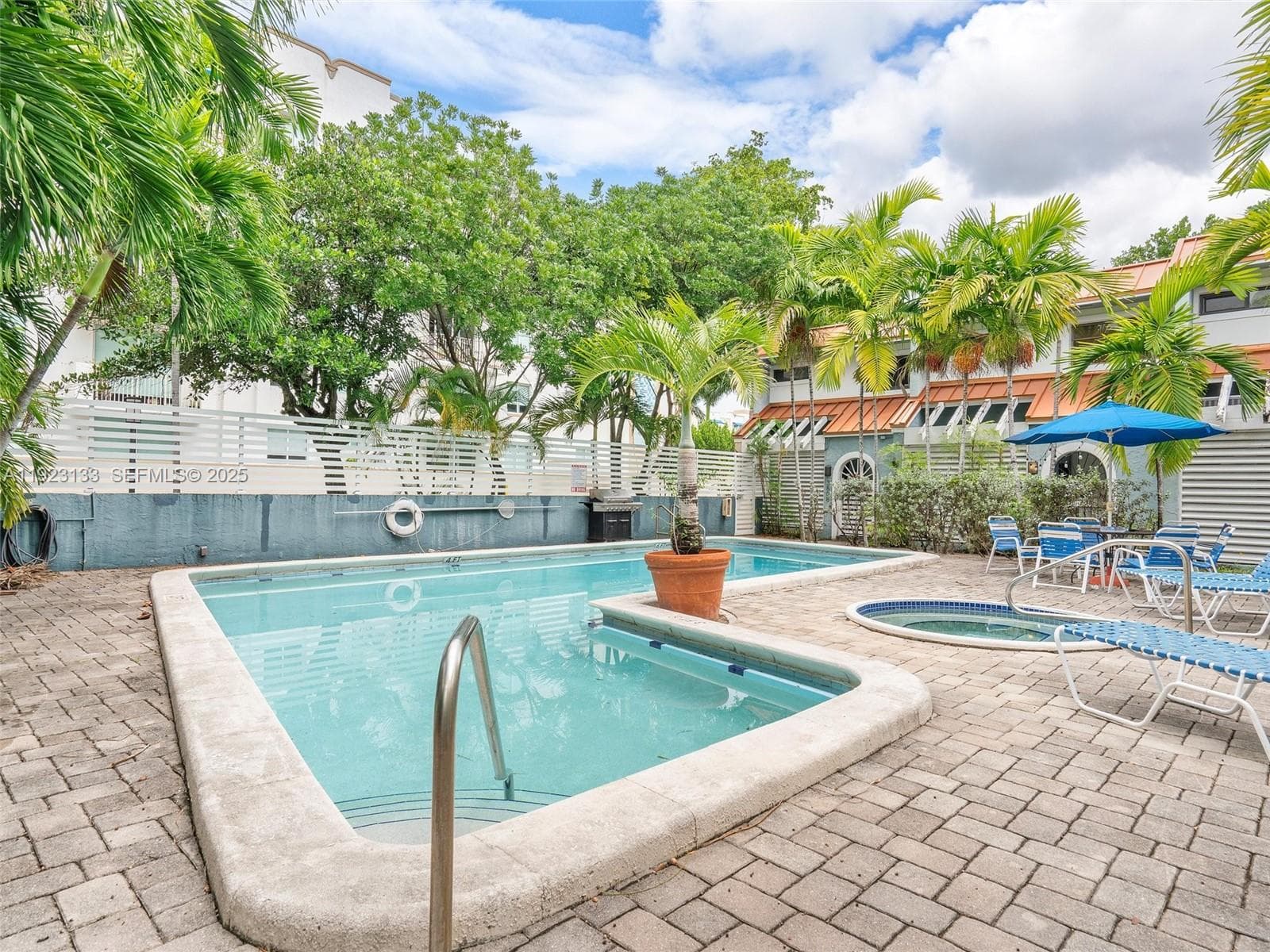 CORONA BAY TOWNHOUSES CON · #10 in Miami - Photo 15