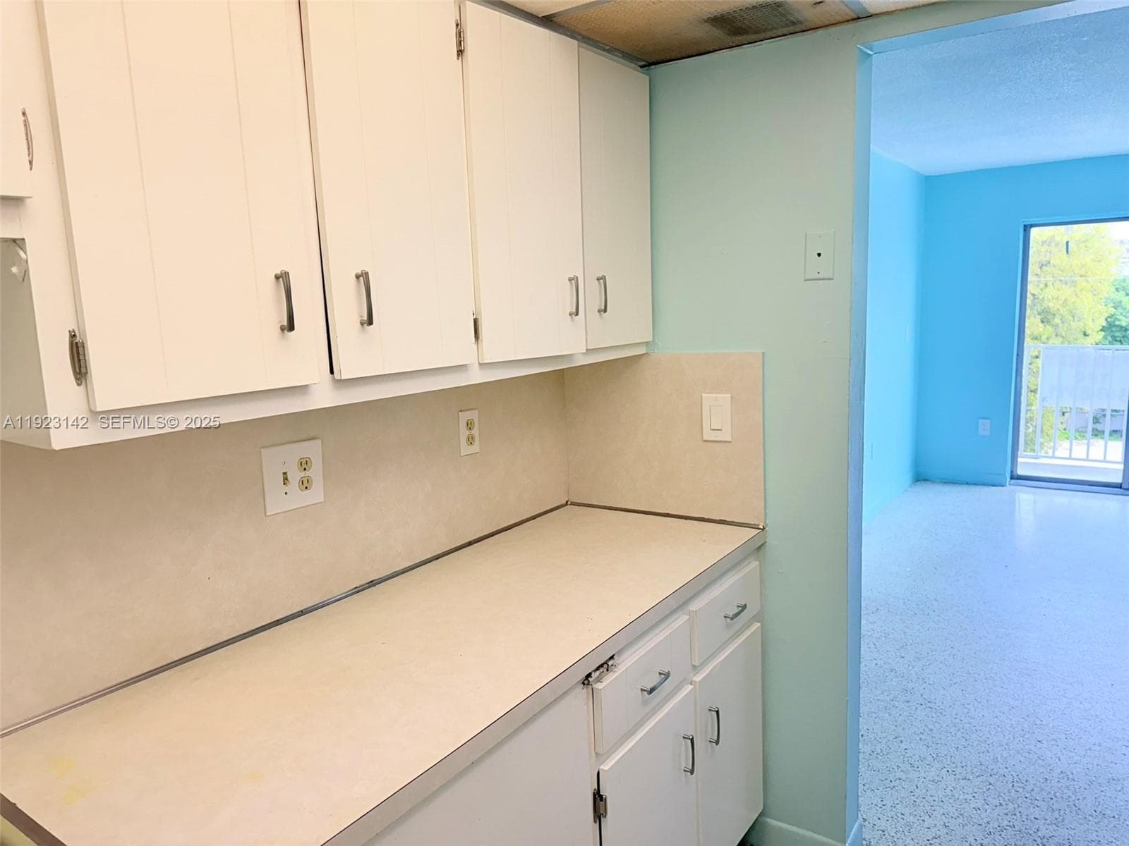 ROYAL PALM CONDO · #404 in Miami - Photo 13