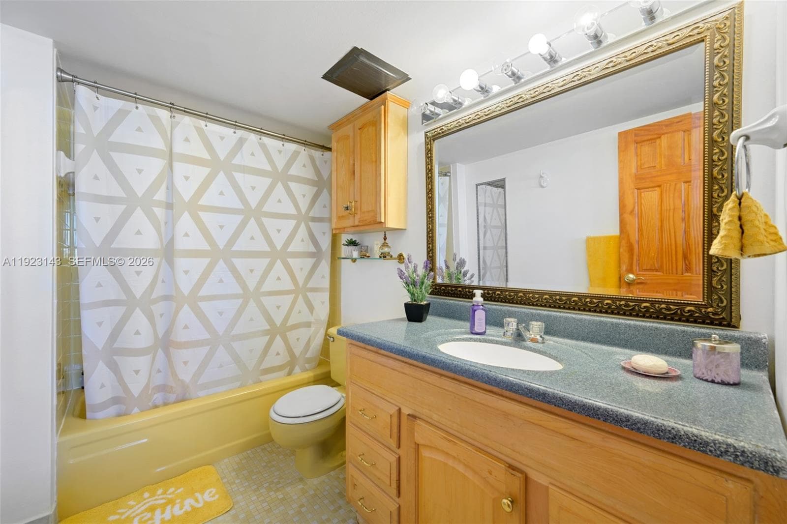 LAKE POINT TOWER · #1109 in Hallandale Beach - Photo 16