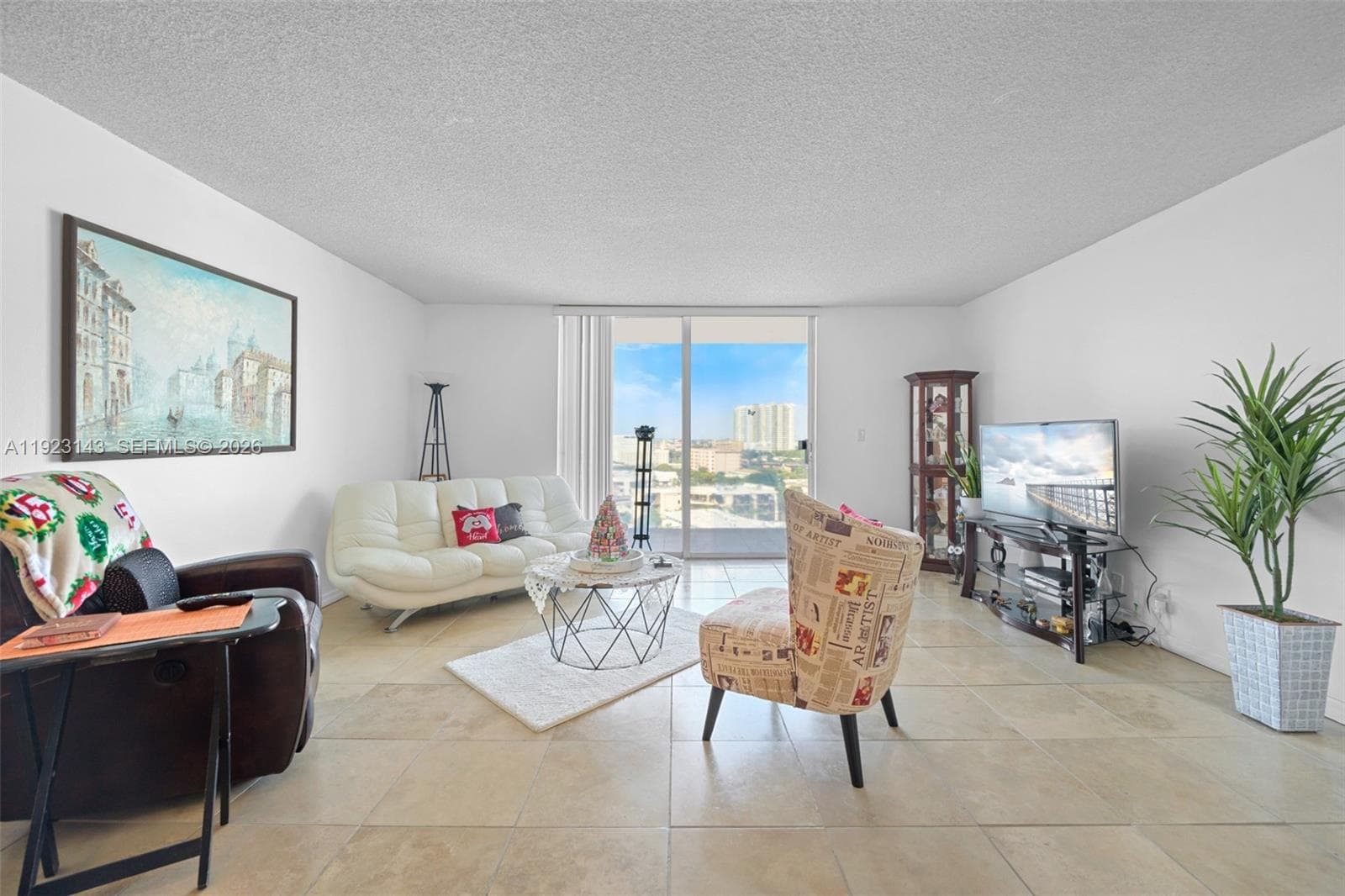 LAKE POINT TOWER · #1109 in Hallandale Beach - Photo 7