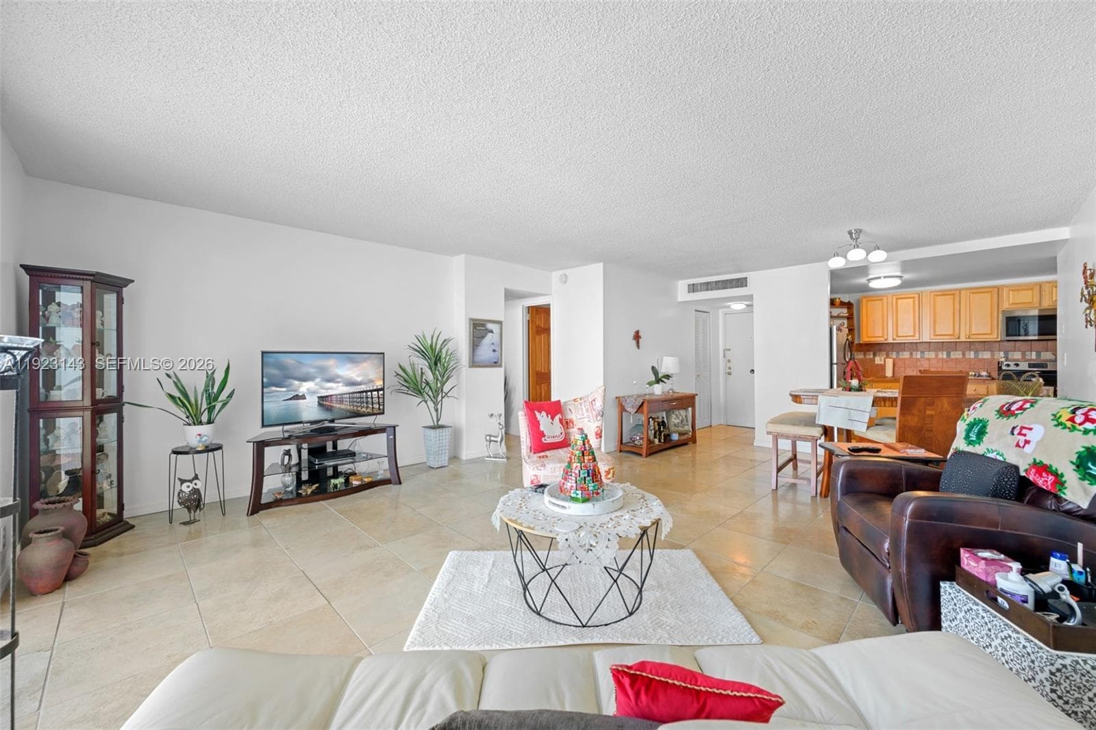 LAKE POINT TOWER · #1109 in Hallandale Beach - Photo 11