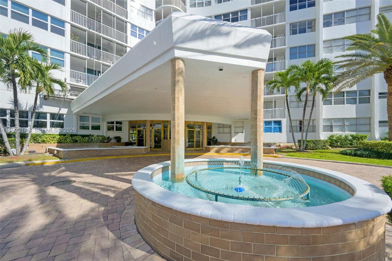 LAKE POINT TOWER · #1109 in Hallandale Beach - Photo 25