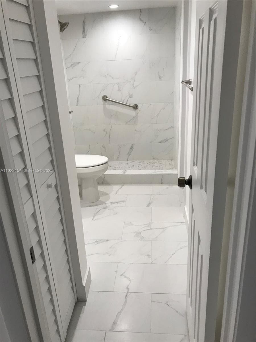THE ISLES CONDO · #311 in Sunny Isles Beach - Photo 13