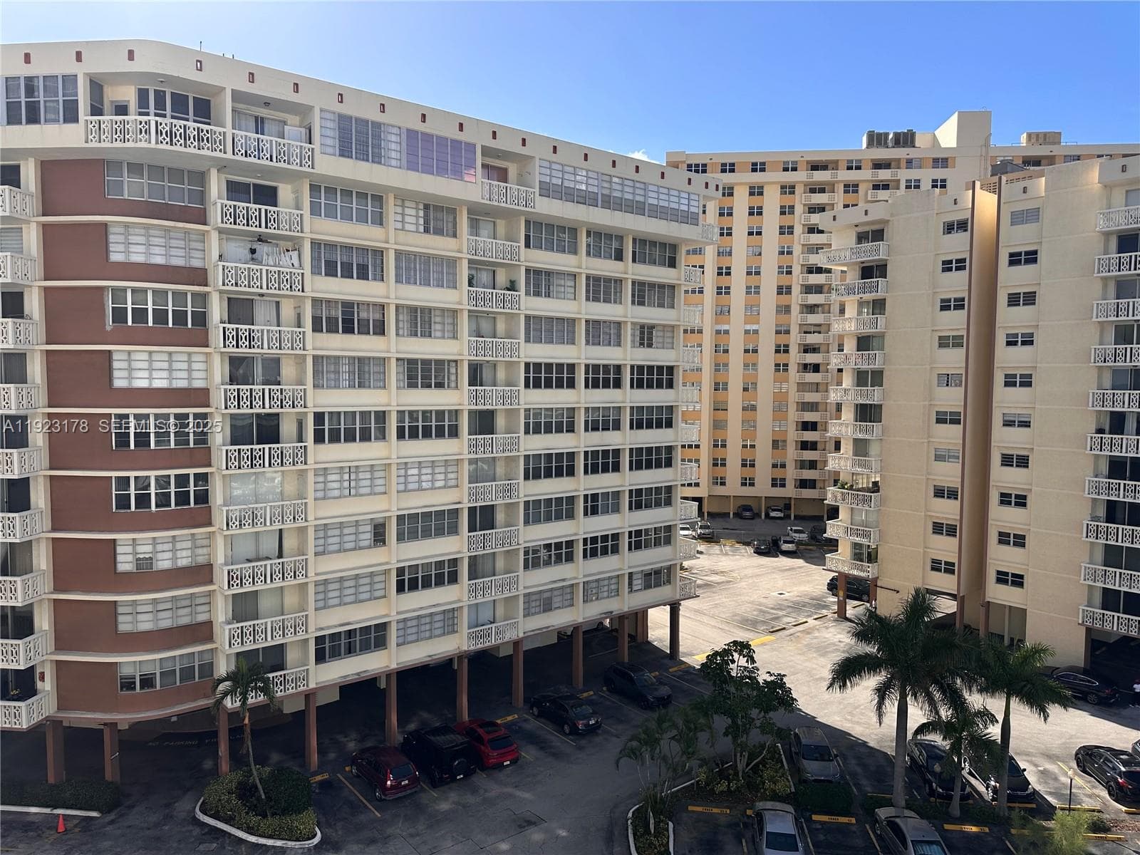 IMPERIAL TOWERS NORTH CON · #740 in Hallandale Beach - Photo 2