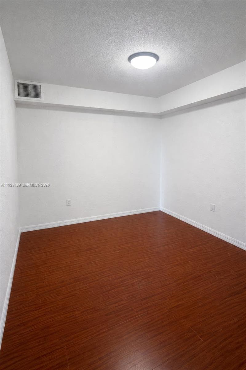 BRICKELL RIVERVIEW · #802 in Miami - Photo 3