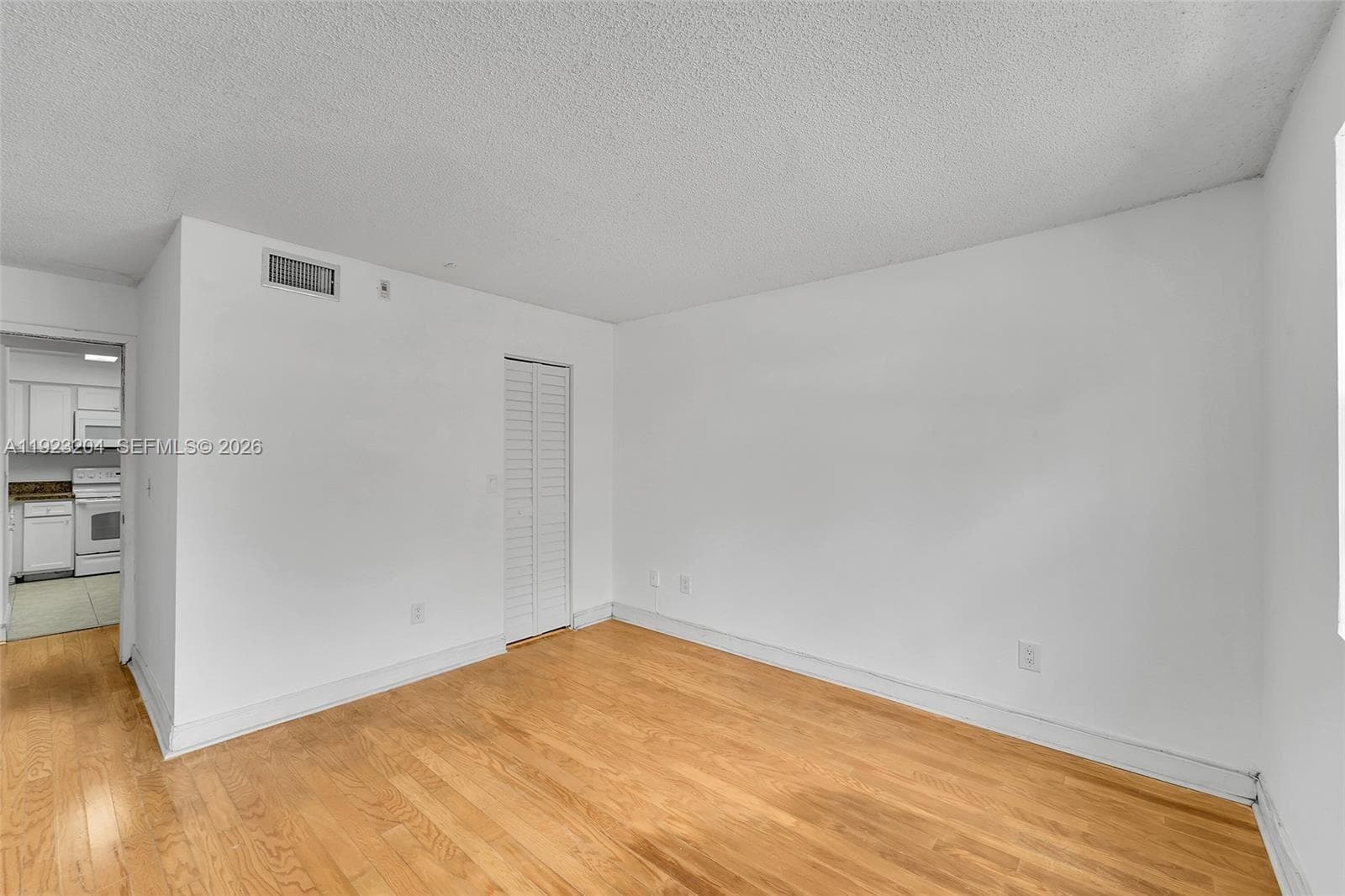 ROYAL POINCIANA CONDO · #2205 in Pompano Beach - Photo 13