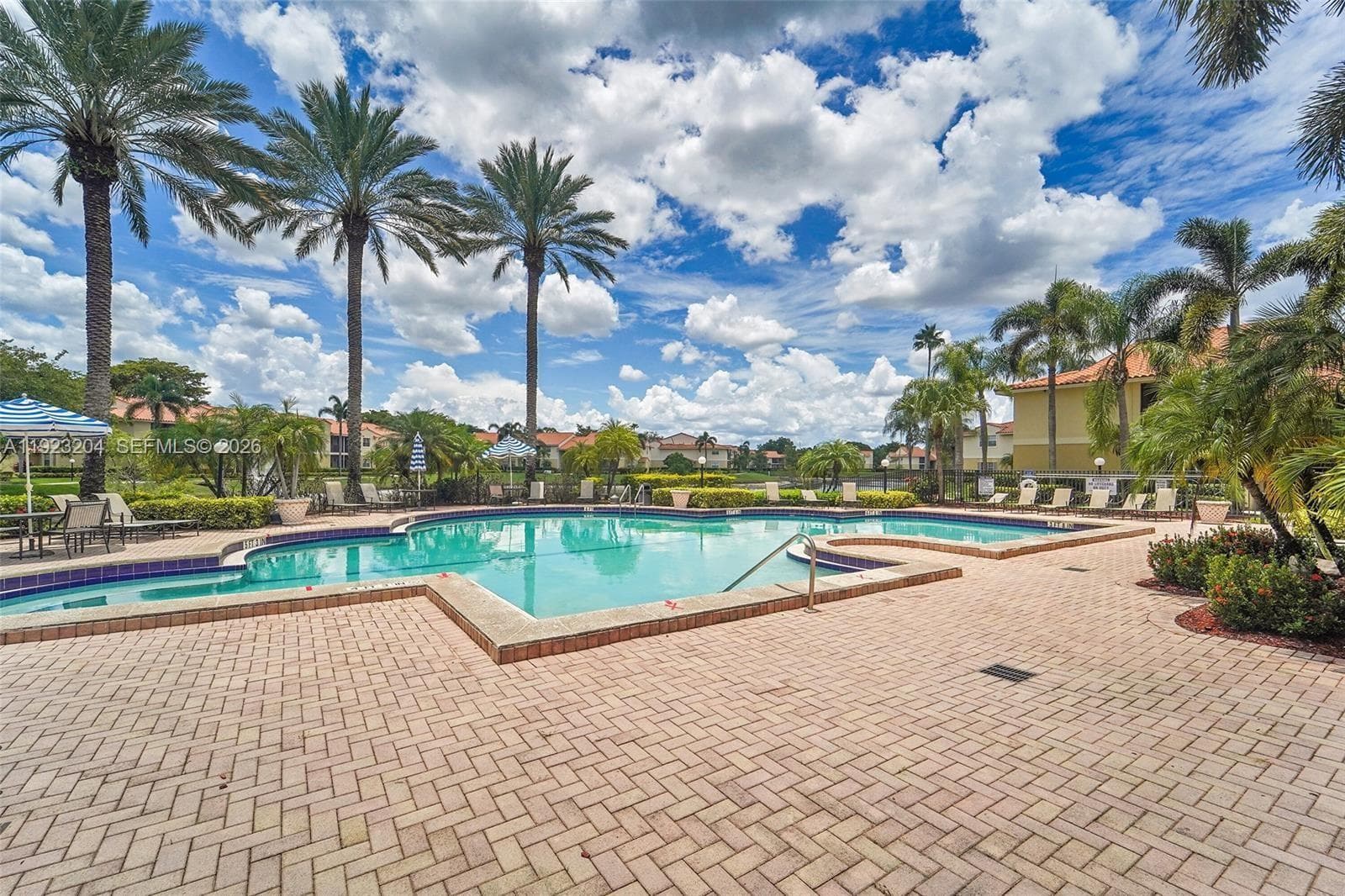 ROYAL POINCIANA CONDO · #2205 in Pompano Beach - Photo 19