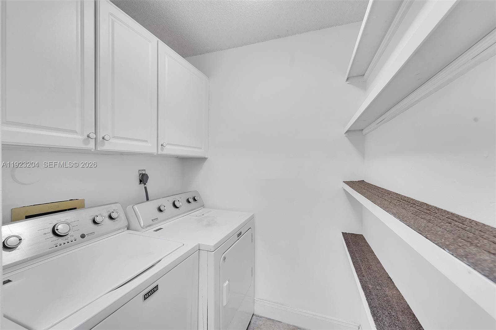 ROYAL POINCIANA CONDO · #2205 in Pompano Beach - Photo 4