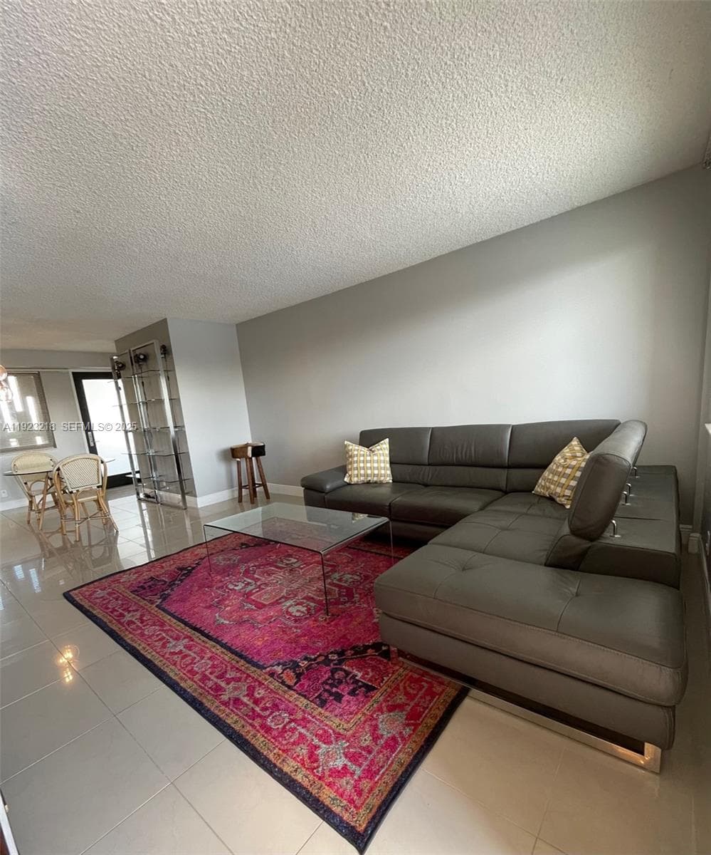 YACHT CLUB CONDO (THE) · #407 in Hallandale Beach - Photo 5