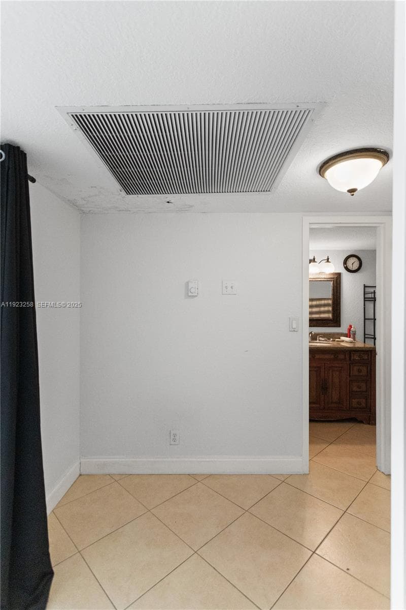 PARKER PLAZA CONDO ESTATE · #1710 in Hallandale Beach - Photo 23