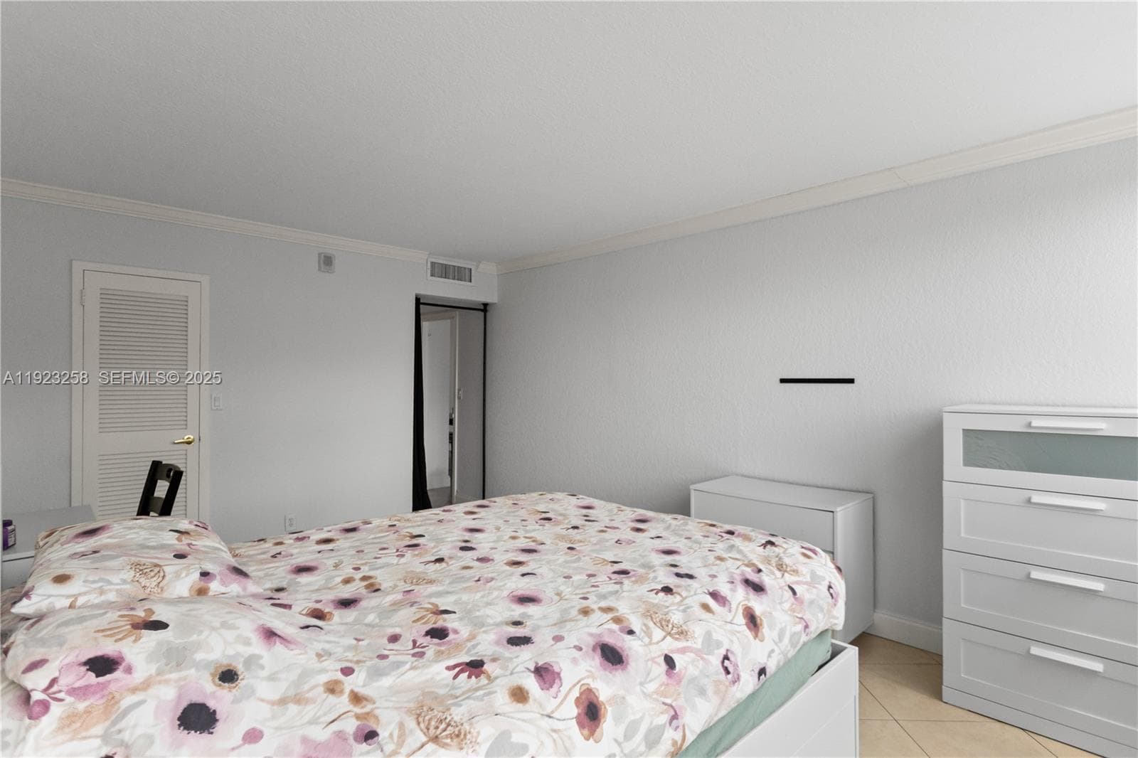 PARKER PLAZA CONDO ESTATE · #1710 in Hallandale Beach - Photo 27
