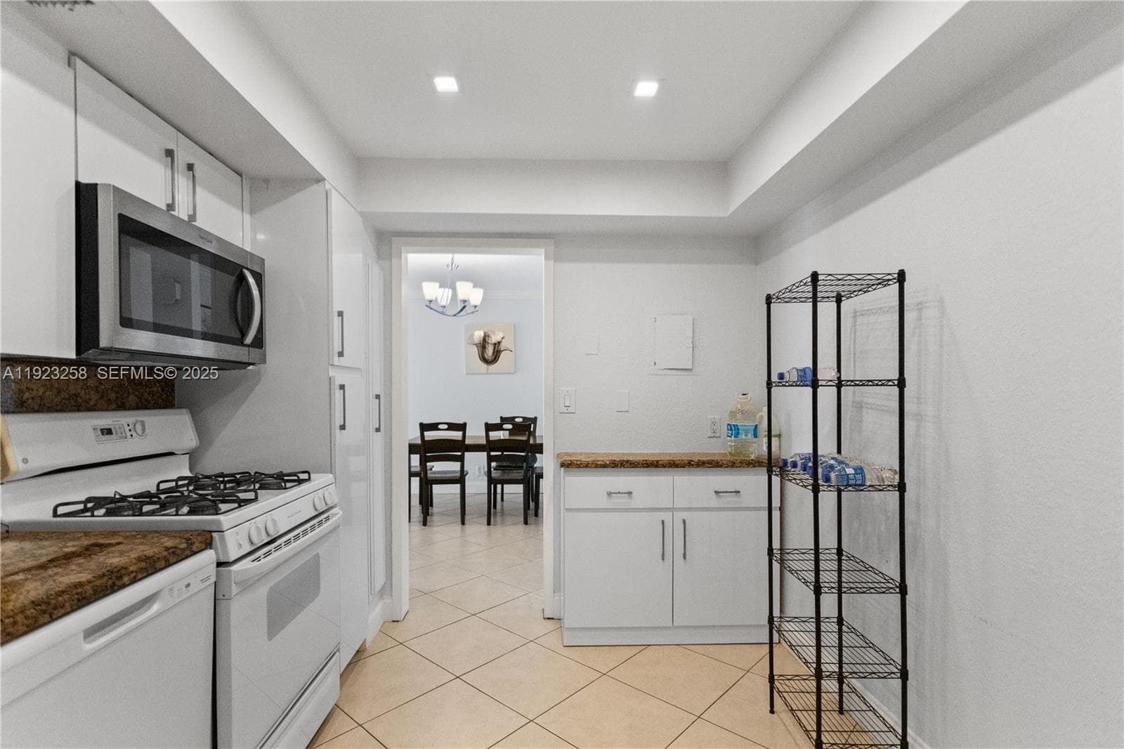 PARKER PLAZA CONDO ESTATE · #1710 in Hallandale Beach - Photo 6