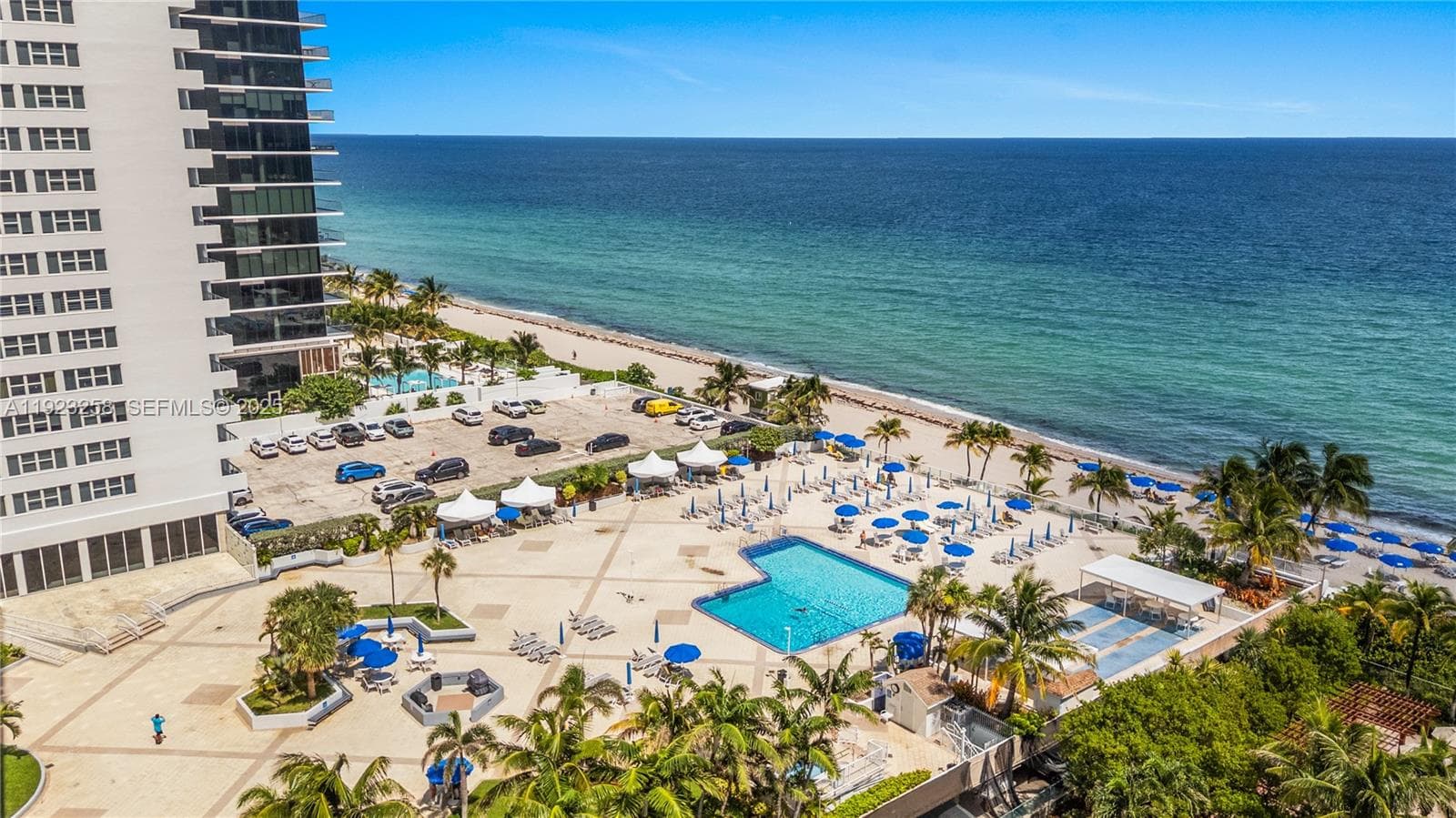 PARKER PLAZA CONDO ESTATE · #1710 in Hallandale Beach - Photo 37