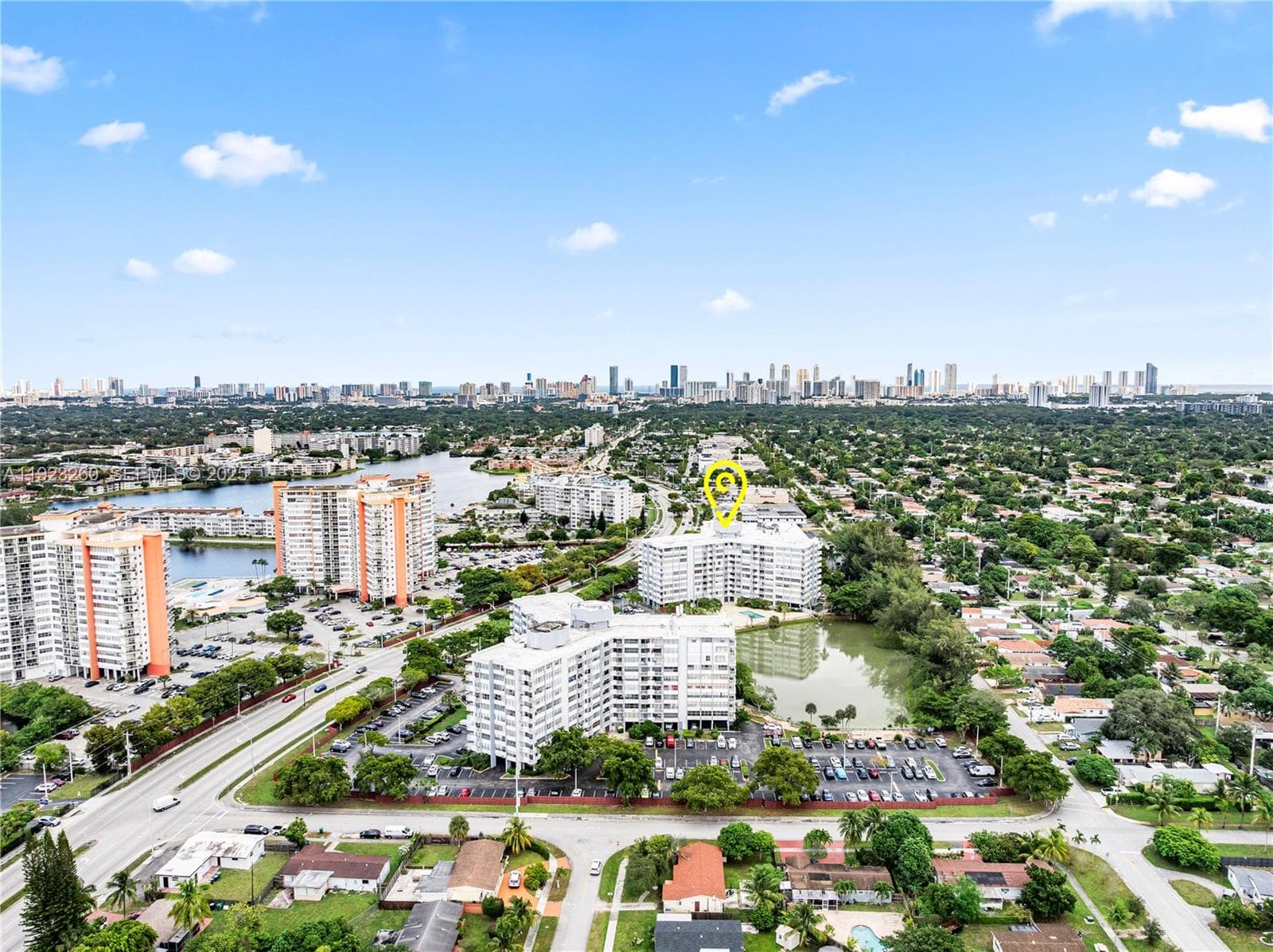 WILSHIRE CONDO · #512E in Miami - Photo 5