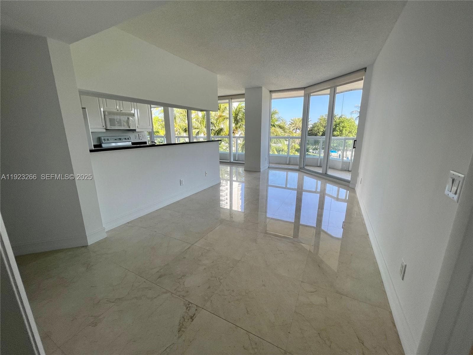 SOUTH TOWER AT THE POINT · #610 in Aventura - Photo 7