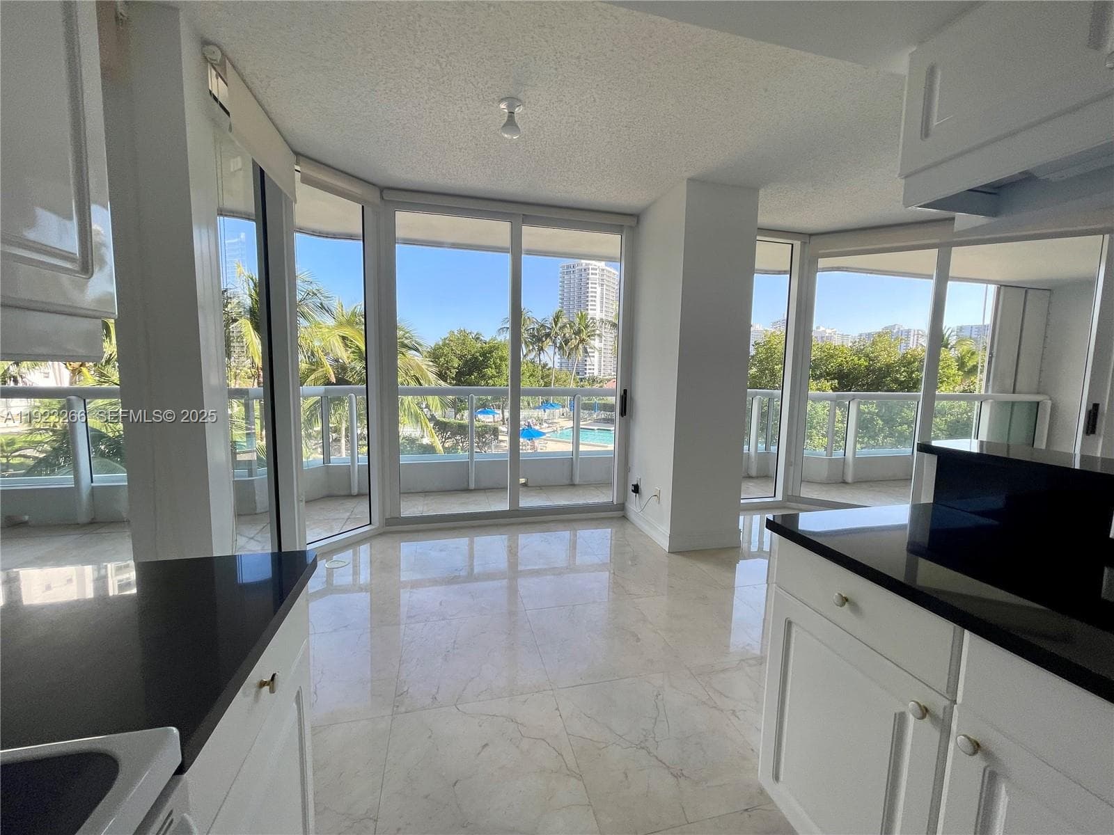 SOUTH TOWER AT THE POINT · #610 in Aventura - Photo 5