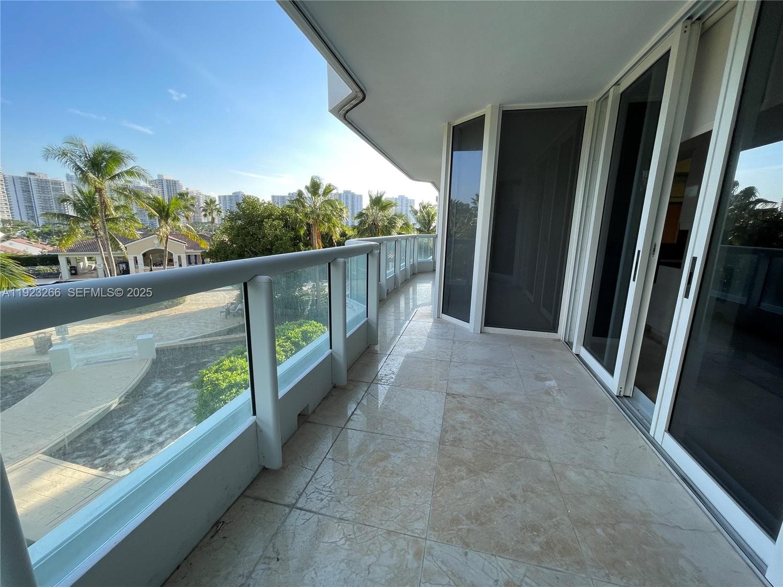 SOUTH TOWER AT THE POINT · #610 in Aventura - Photo 15