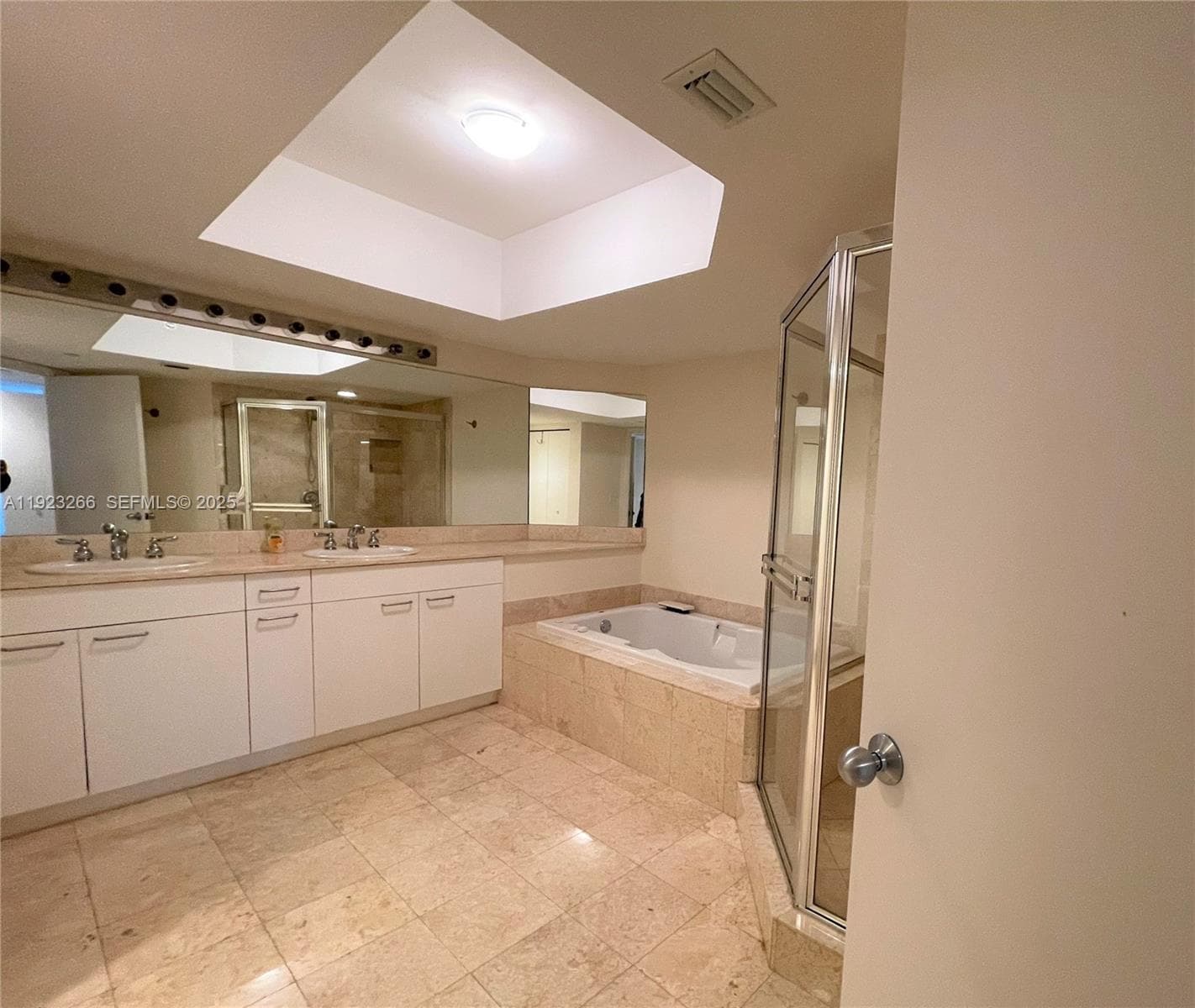 SOUTH TOWER AT THE POINT · #610 in Aventura - Photo 11
