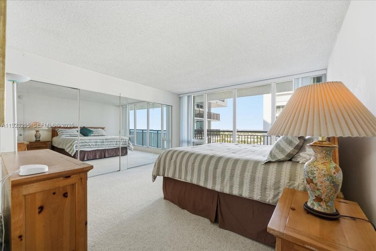 Plaza South Condo · #12H in Fort Lauderdale - Photo 13