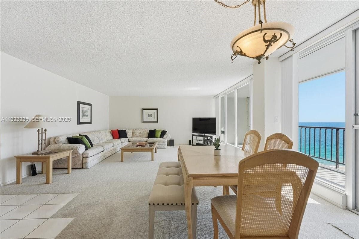 Plaza South Condo · #12H in Fort Lauderdale - Photo 3