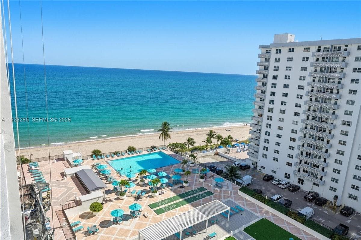 Plaza South Condo · #12H in Fort Lauderdale - Photo 20