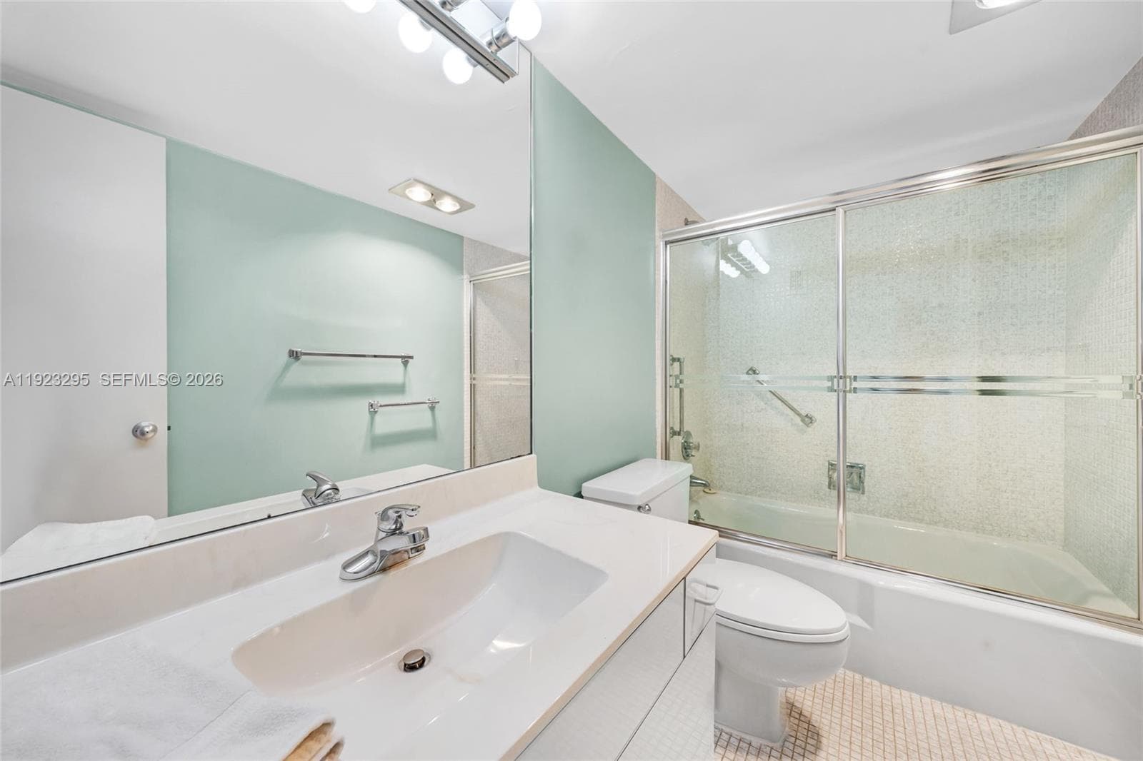 Plaza South Condo · #12H in Fort Lauderdale - Photo 24