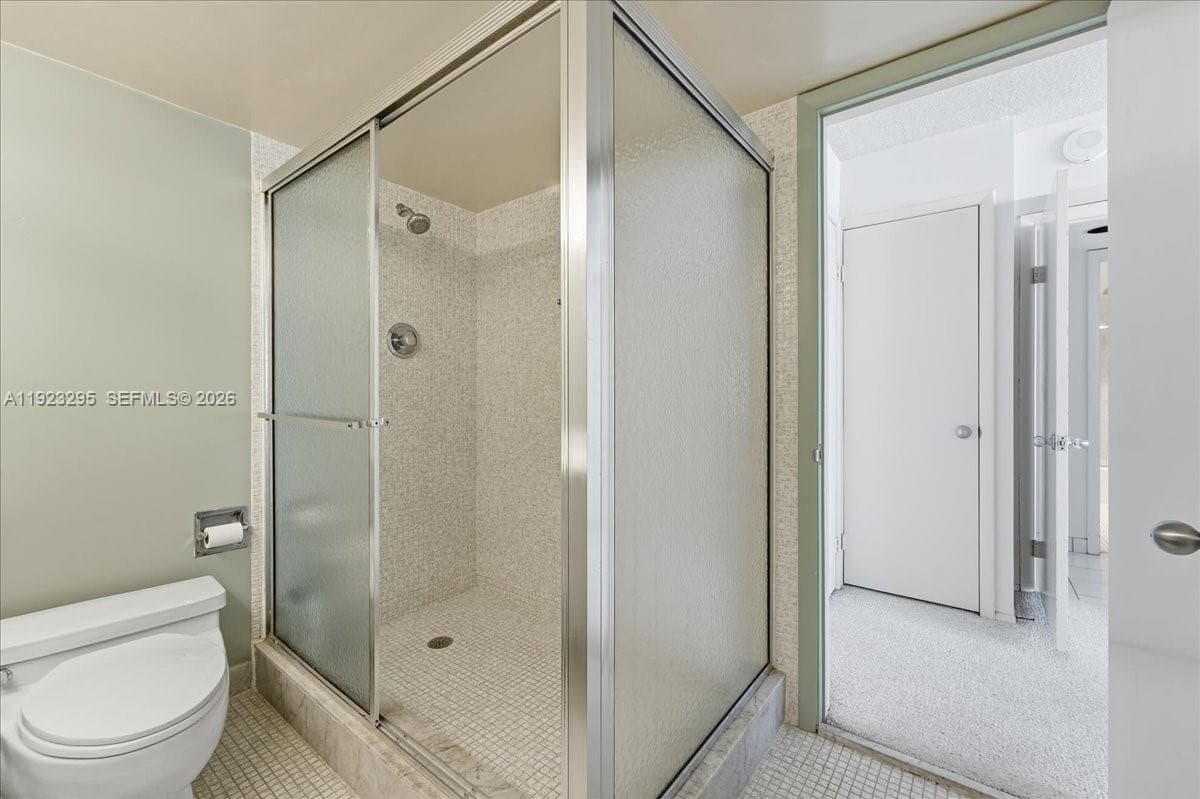 Plaza South Condo · #12H in Fort Lauderdale - Photo 11