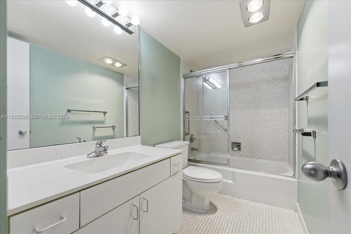 Plaza South Condo · #12H in Fort Lauderdale - Photo 25