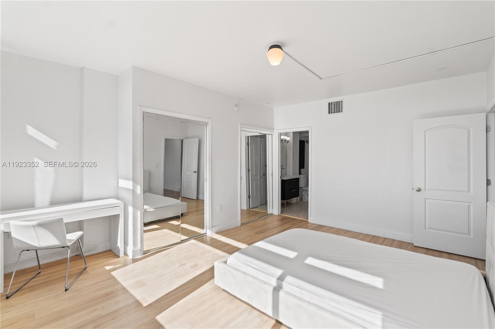 BURLEIGH HOUSE CONDO · #PH31 in Miami Beach - Photo 14