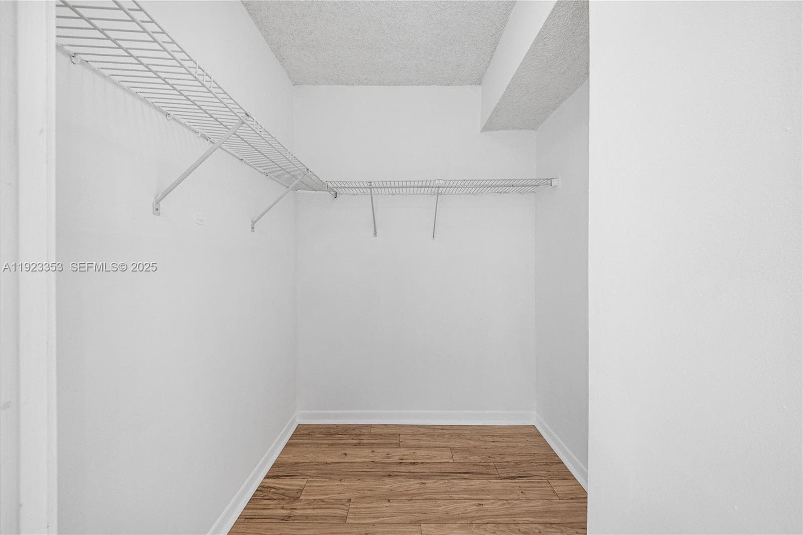 Walk-in closet